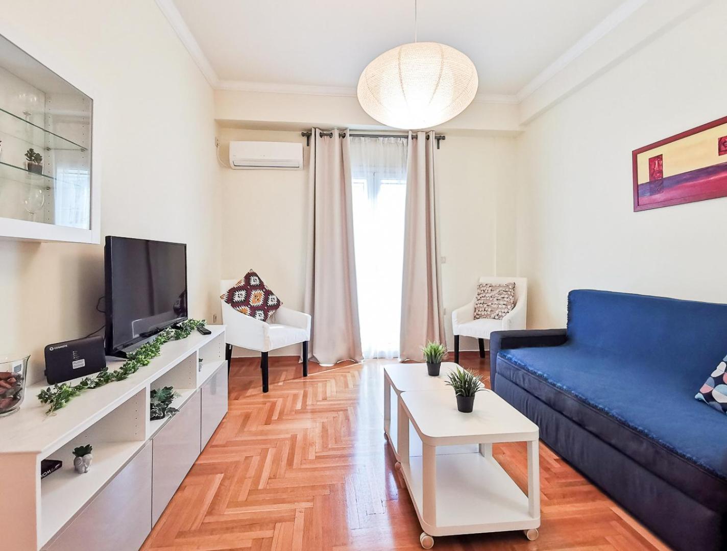 Apartment Modern&sunny, 1bd, Next To Metro